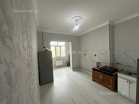 Satılır 2 otaqlı köhnə tikili 60 m²
