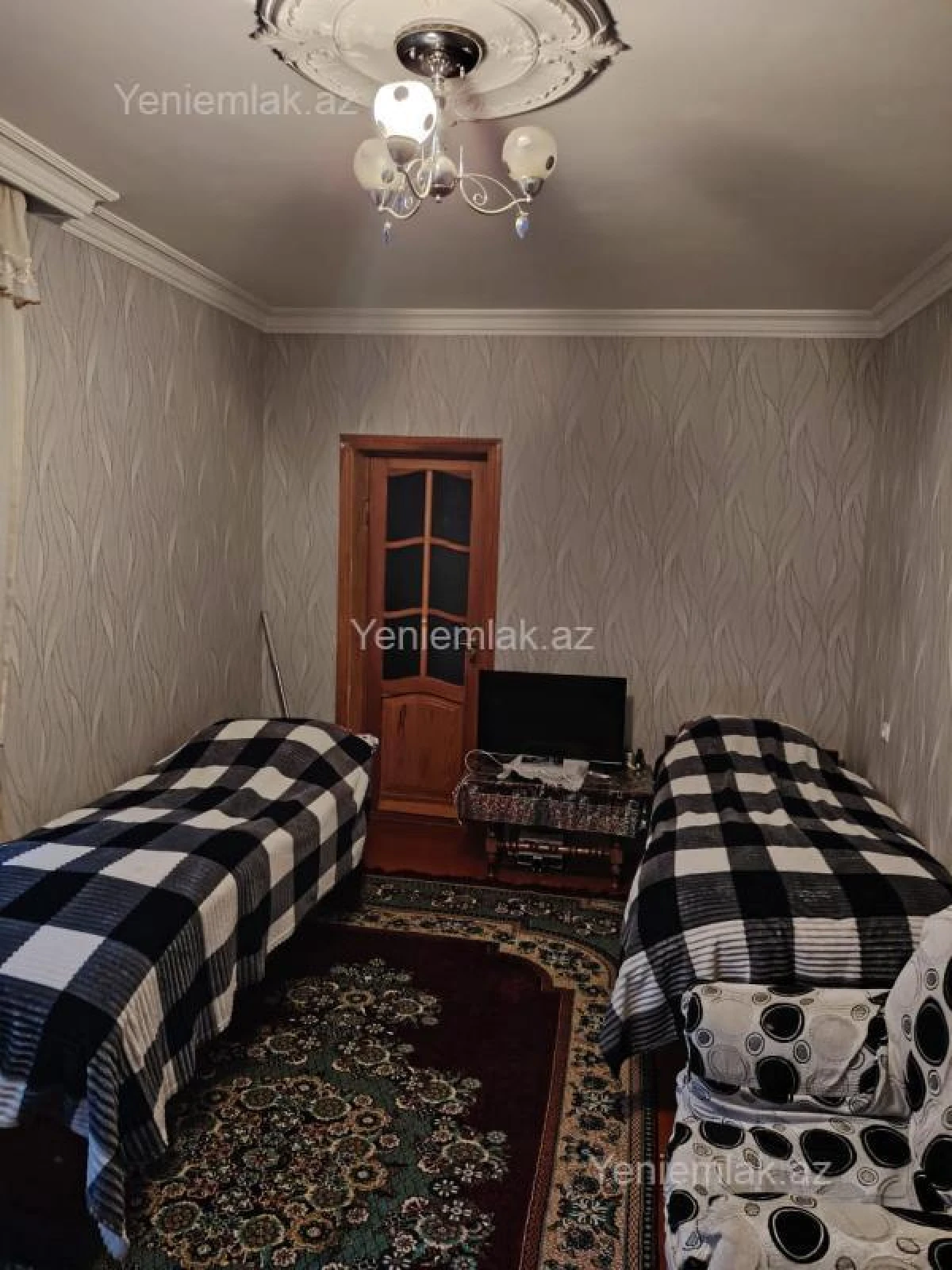 Satılır 1 otaqlı köhnə tikili 38 m²