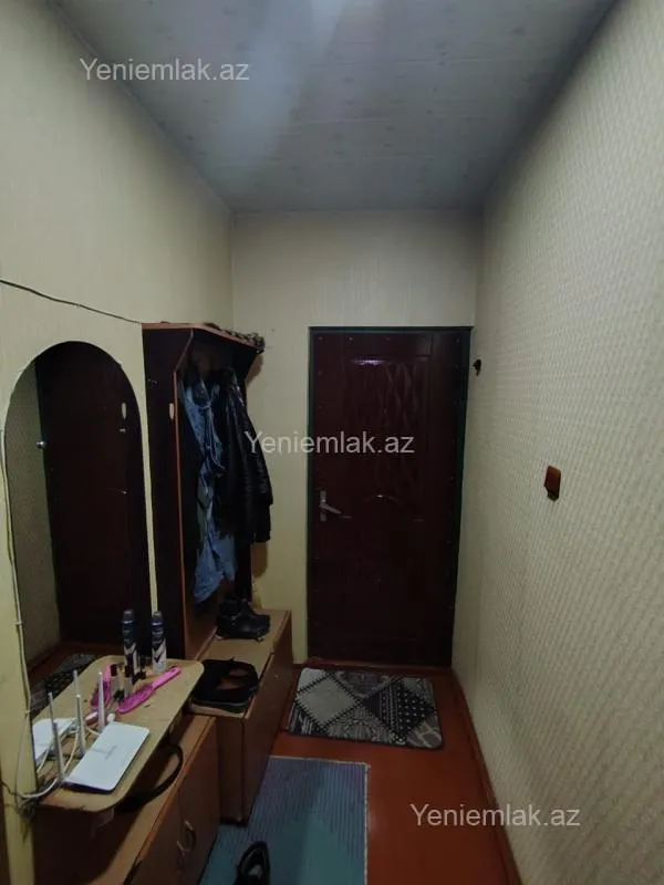Satılır 1 otaqlı köhnə tikili 38 m²