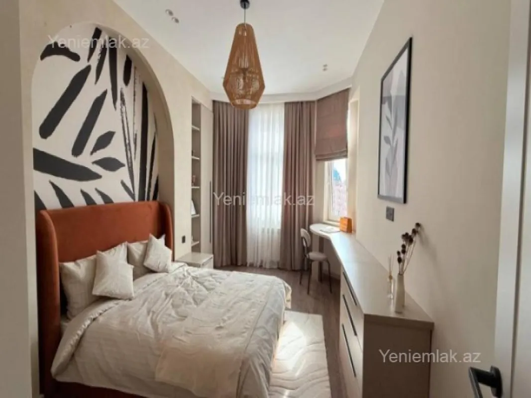 Satılır 2 otaqlı yeni tikili 60 m²