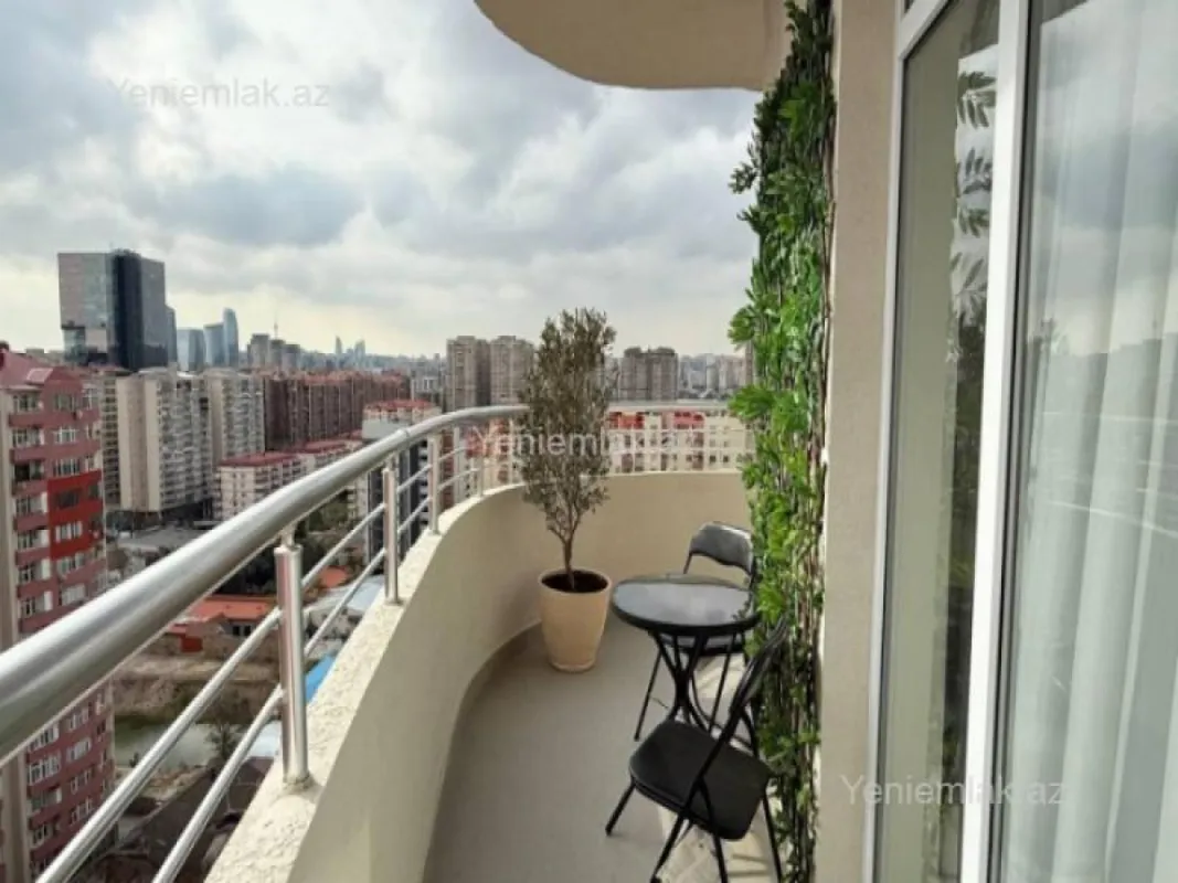 Satılır 2 otaqlı yeni tikili 60 m²