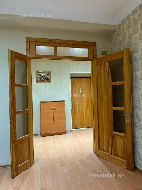 Satılır 2 otaqlı yeni tikili 60 m²