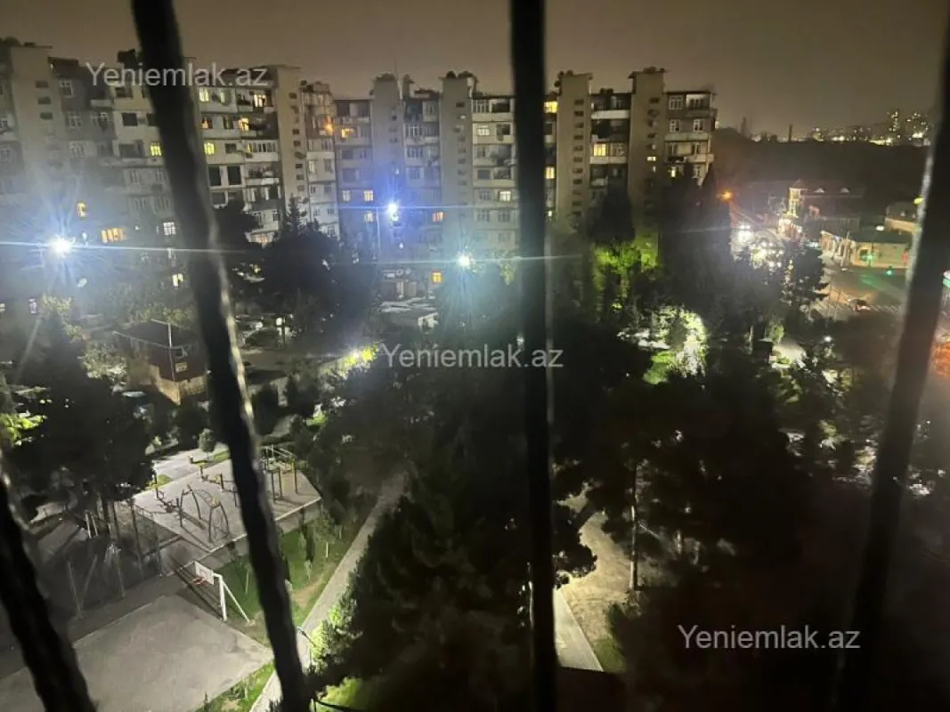 Satılır 2 otaqlı köhnə tikili 60 m²