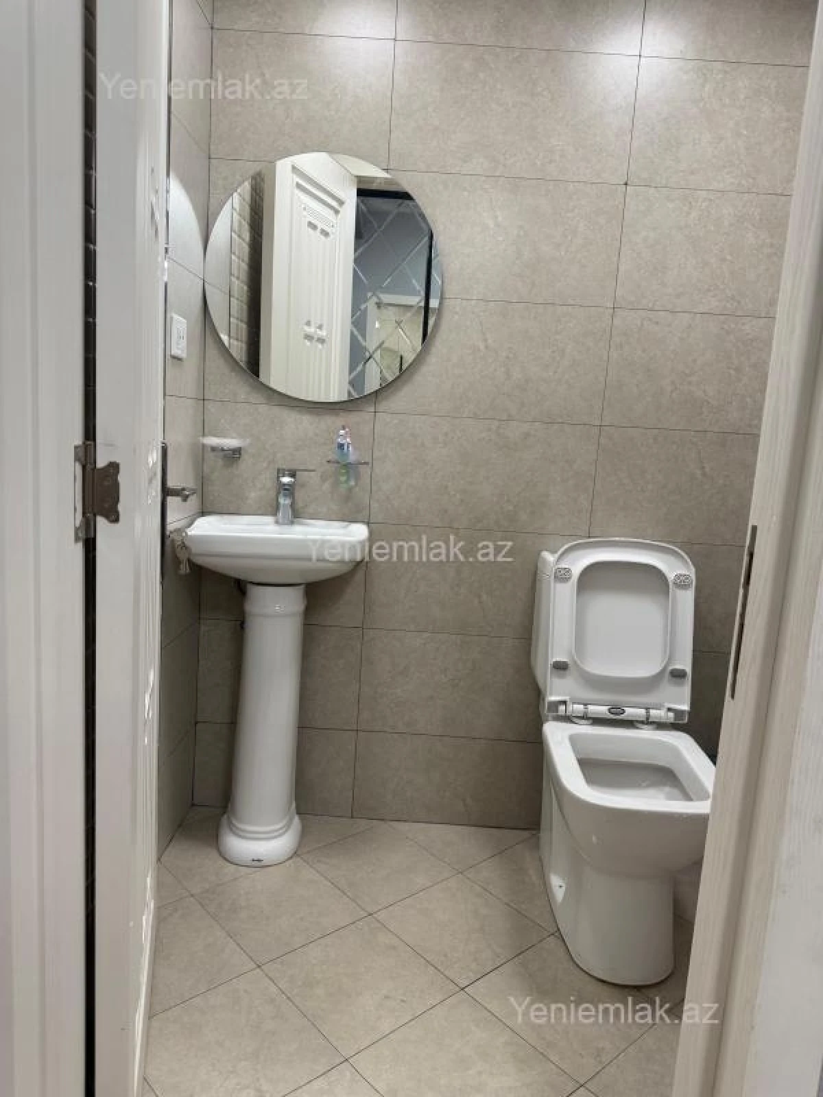 Satılır 4 otaqlı yeni tikili 130 m²