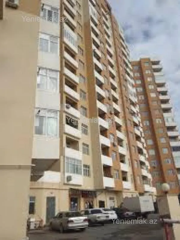 Satılır 4 otaqlı yeni tikili 130 m²
