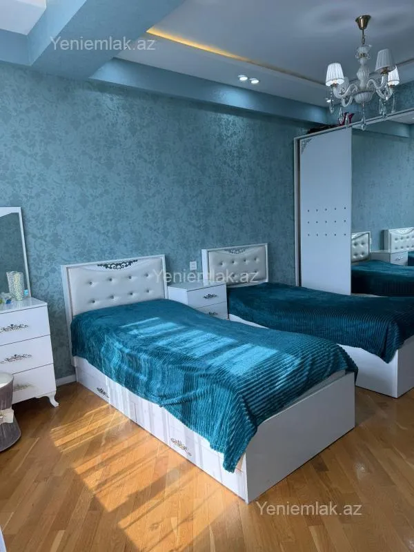 Satılır 4 otaqlı yeni tikili 130 m²