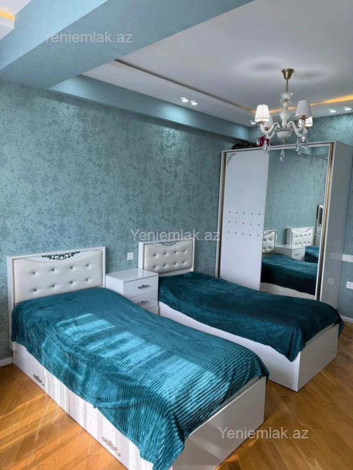 Satılır 4 otaqlı yeni tikili 130 m²