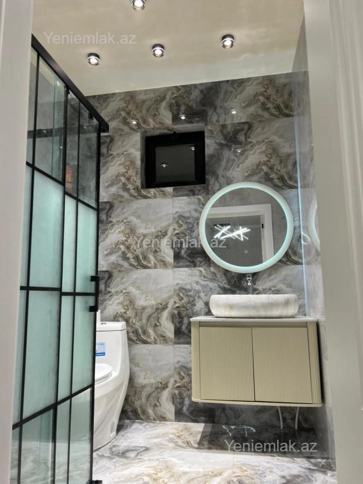 Satılır 6 otaqlı həyət evi 280 m²