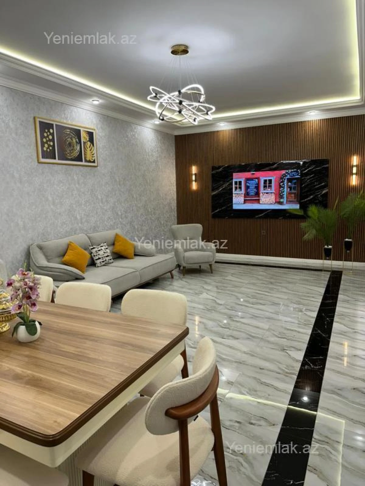 Satılır 6 otaqlı həyət evi 280 m²