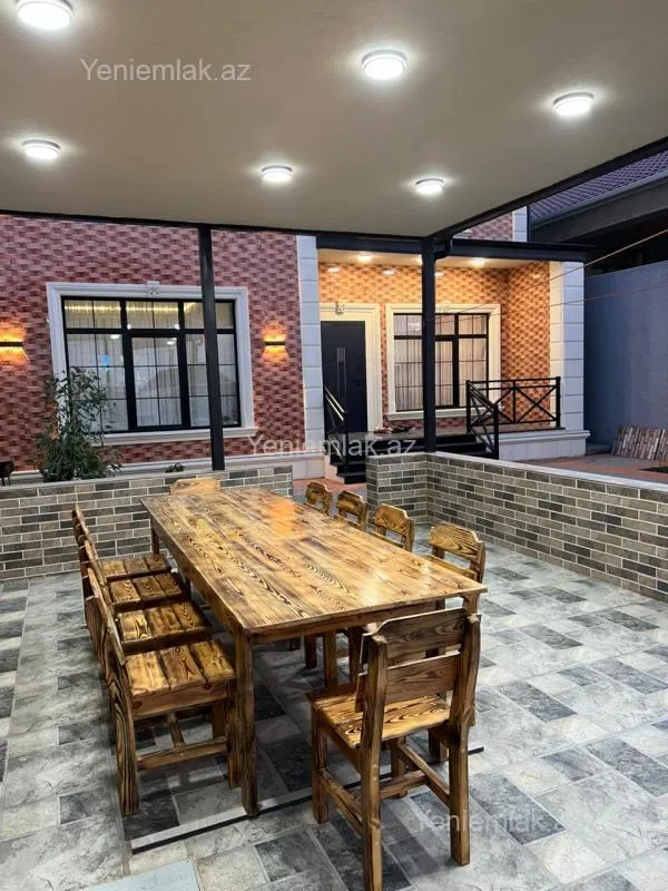 Satılır 6 otaqlı həyət evi 280 m²