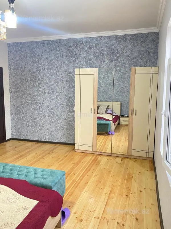 Satılır 4 otaqlı həyət evi 150 m²