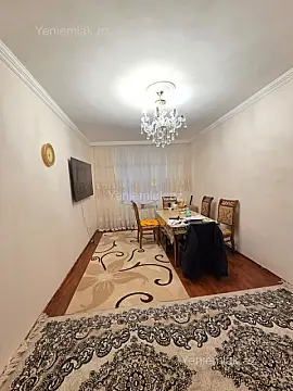 Satılır 3 otaqlı köhnə tikili 65 m²