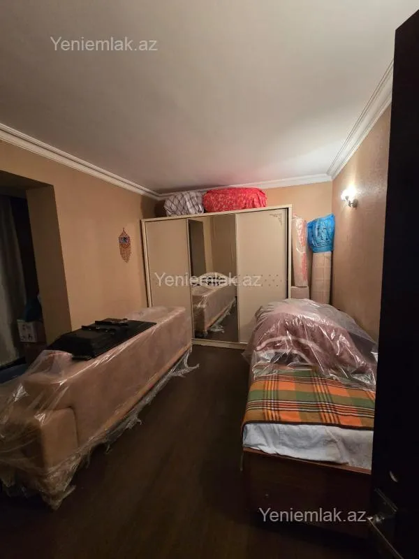 Satılır 3 otaqlı köhnə tikili 65 m²