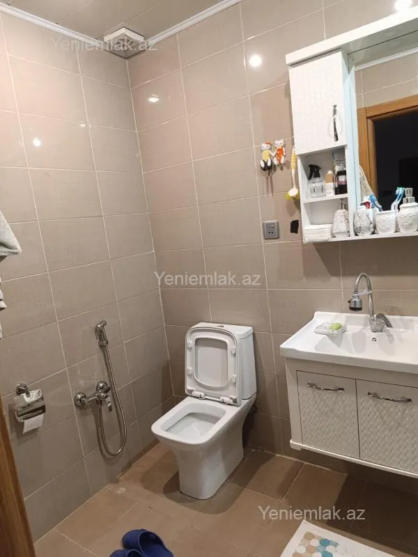 Satılır 2 otaqlı yeni tikili 85 m²