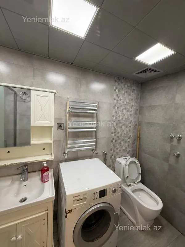 Satılır 2 otaqlı yeni tikili 65 m²