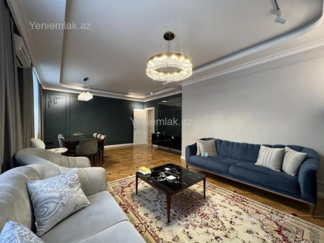 Satılır 3 otaqlı yeni tikili 140 m²