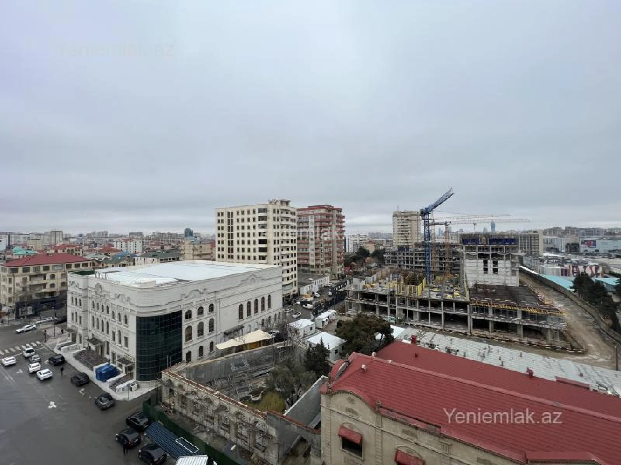 Satılır 3 otaqlı yeni tikili 140 m²
