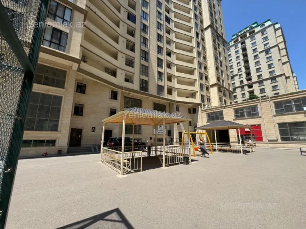 Satılır 3 otaqlı yeni tikili 71 m²