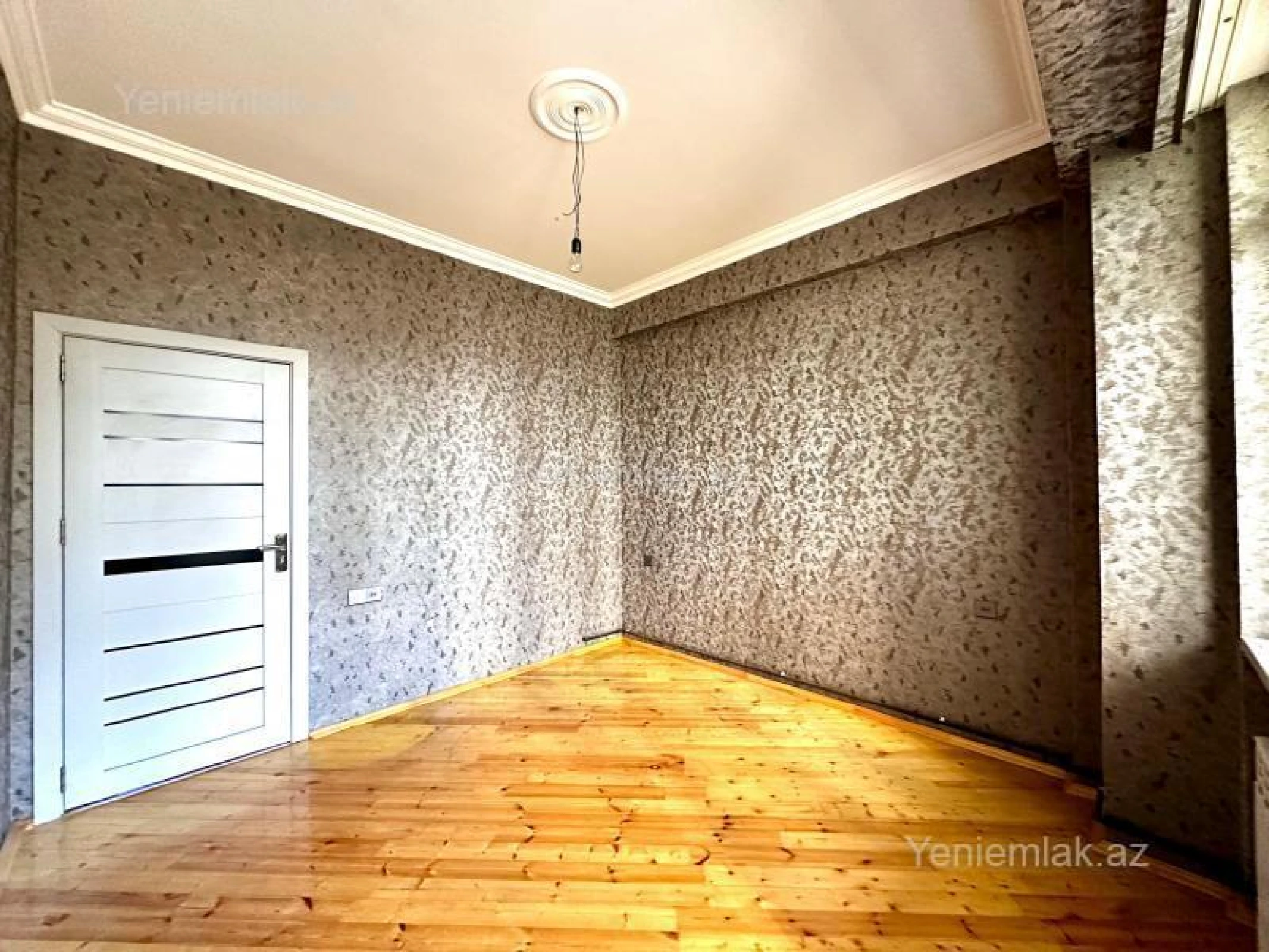 Satılır 3 otaqlı yeni tikili 71 m²