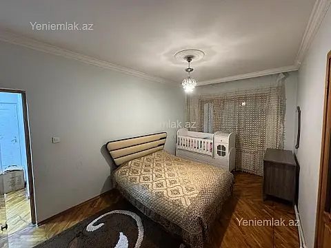 Satılır 3 otaqlı köhnə tikili 90 m²