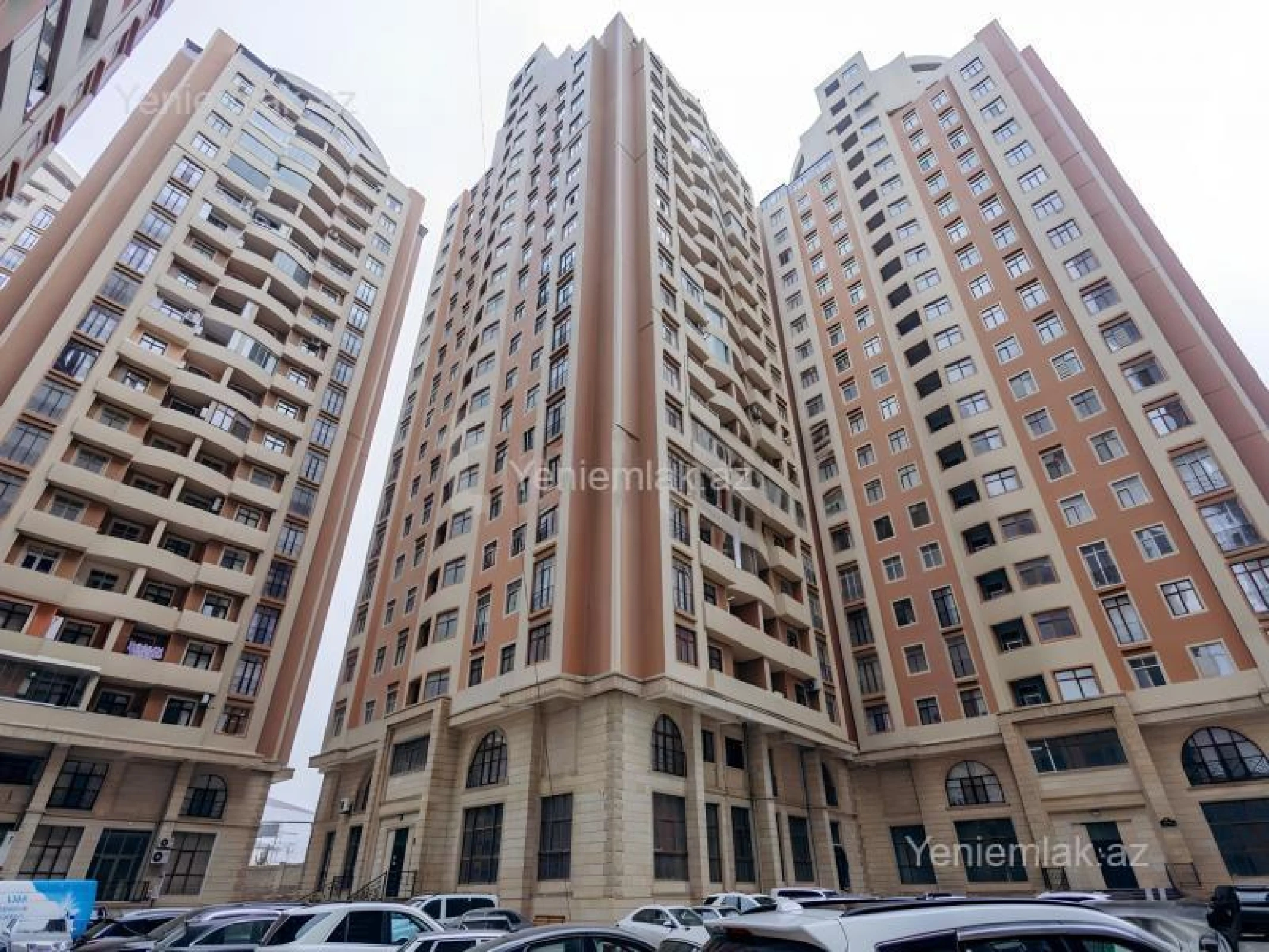 Satılır 3 otaqlı yeni tikili 147 m²