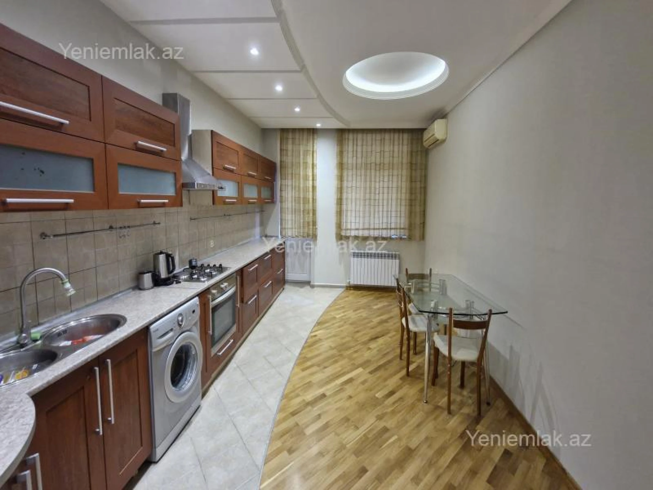 Satılır 3 otaqlı yeni tikili 132 m²