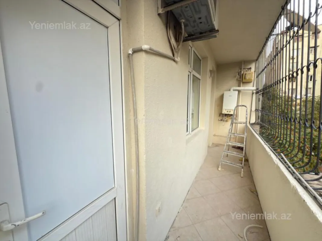 Satılır 3 otaqlı yeni tikili 132 m²