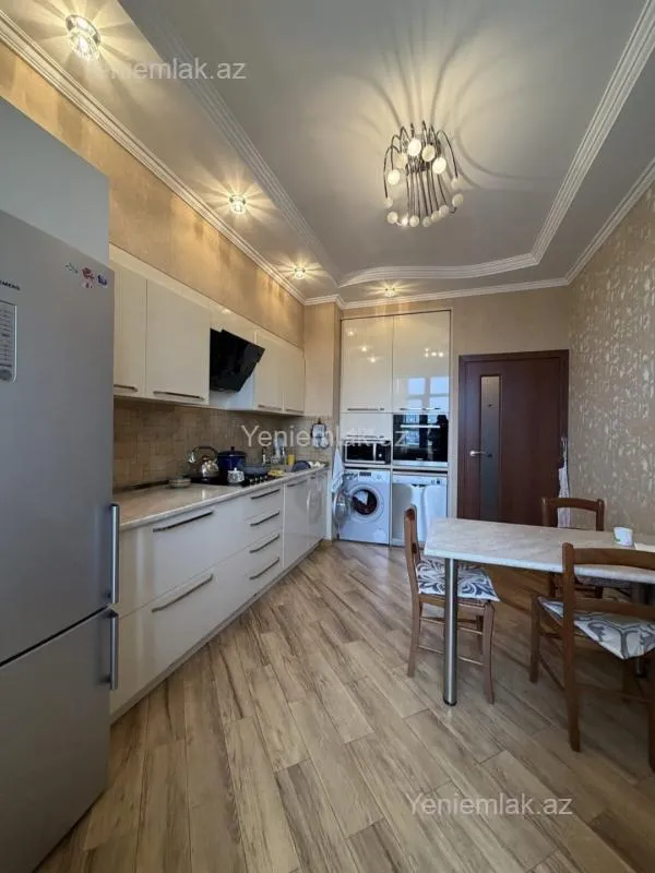 Satılır 2 otaqlı yeni tikili 90 m²