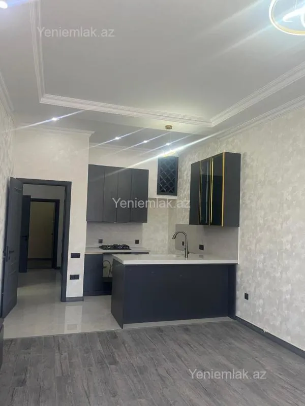 Satılır 3 otaqlı yeni tikili 70 m²