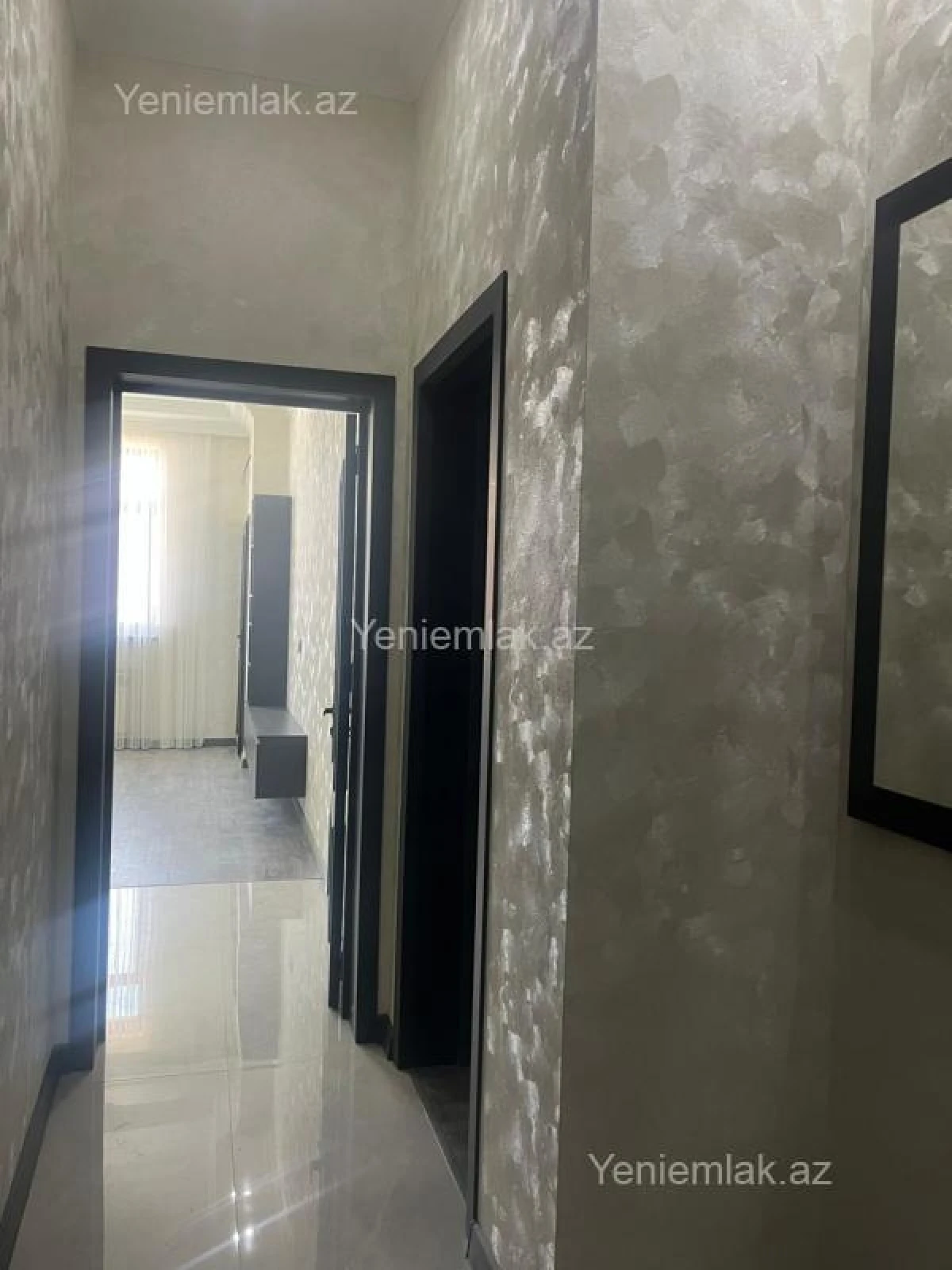 Satılır 3 otaqlı yeni tikili 70 m²