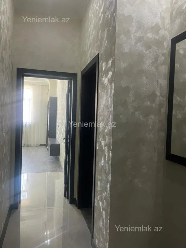 Satılır 3 otaqlı yeni tikili 70 m²