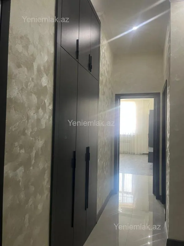 Satılır 3 otaqlı yeni tikili 70 m²