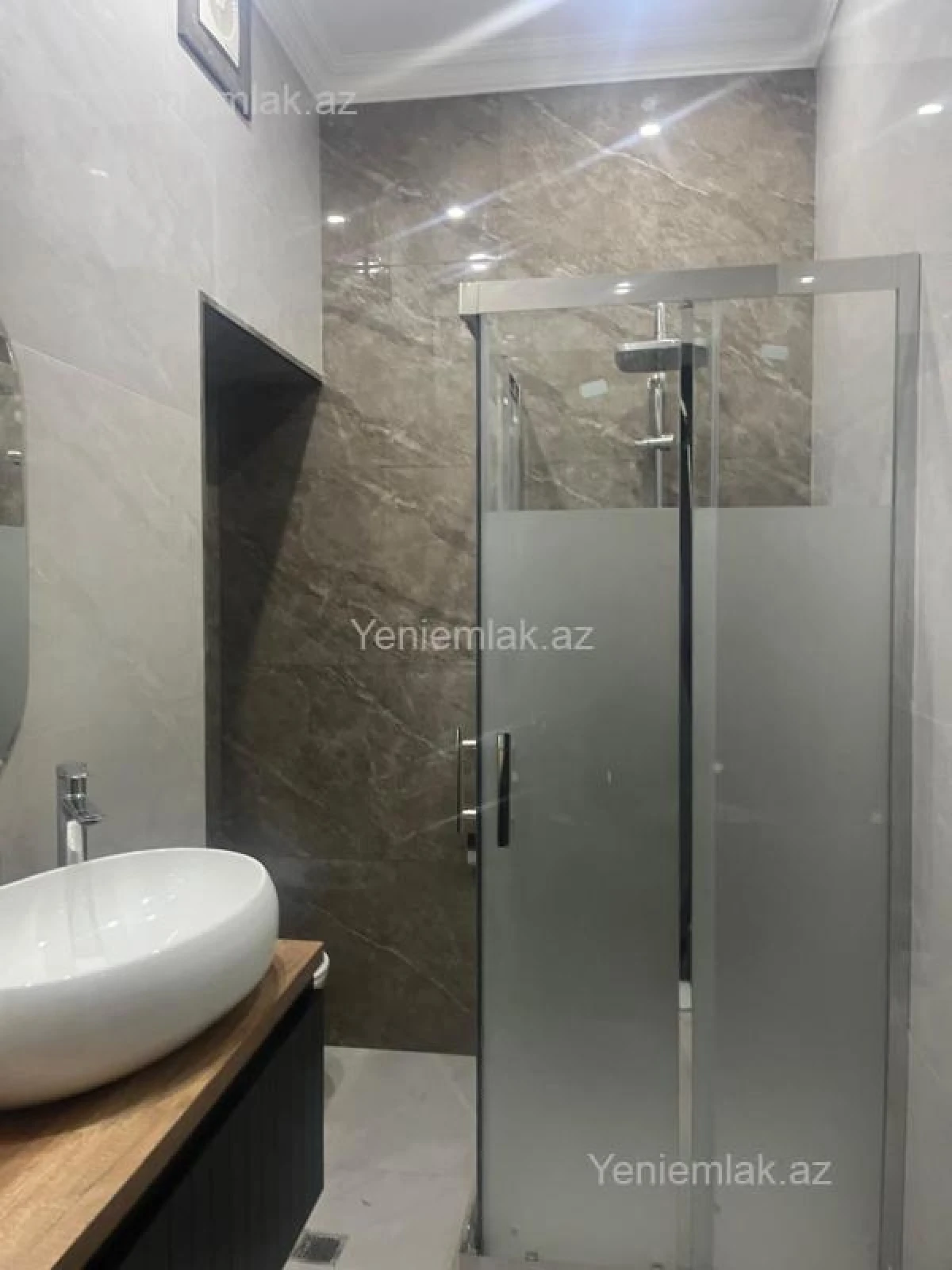 Satılır 3 otaqlı yeni tikili 70 m²