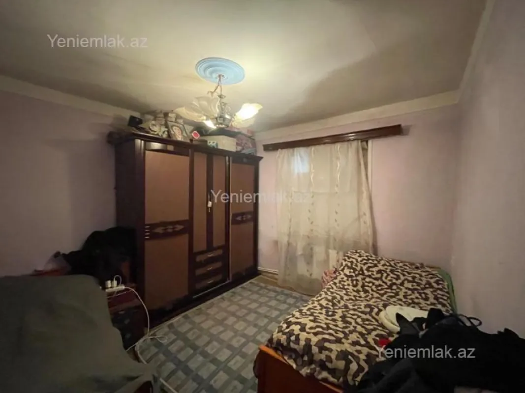 Satılır 4 otaqlı həyət evi 100 m²