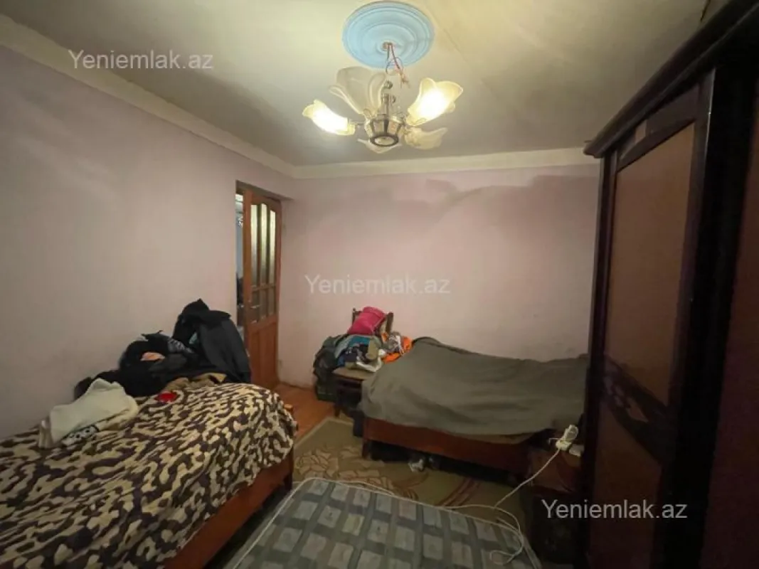 Satılır 4 otaqlı həyət evi 100 m²