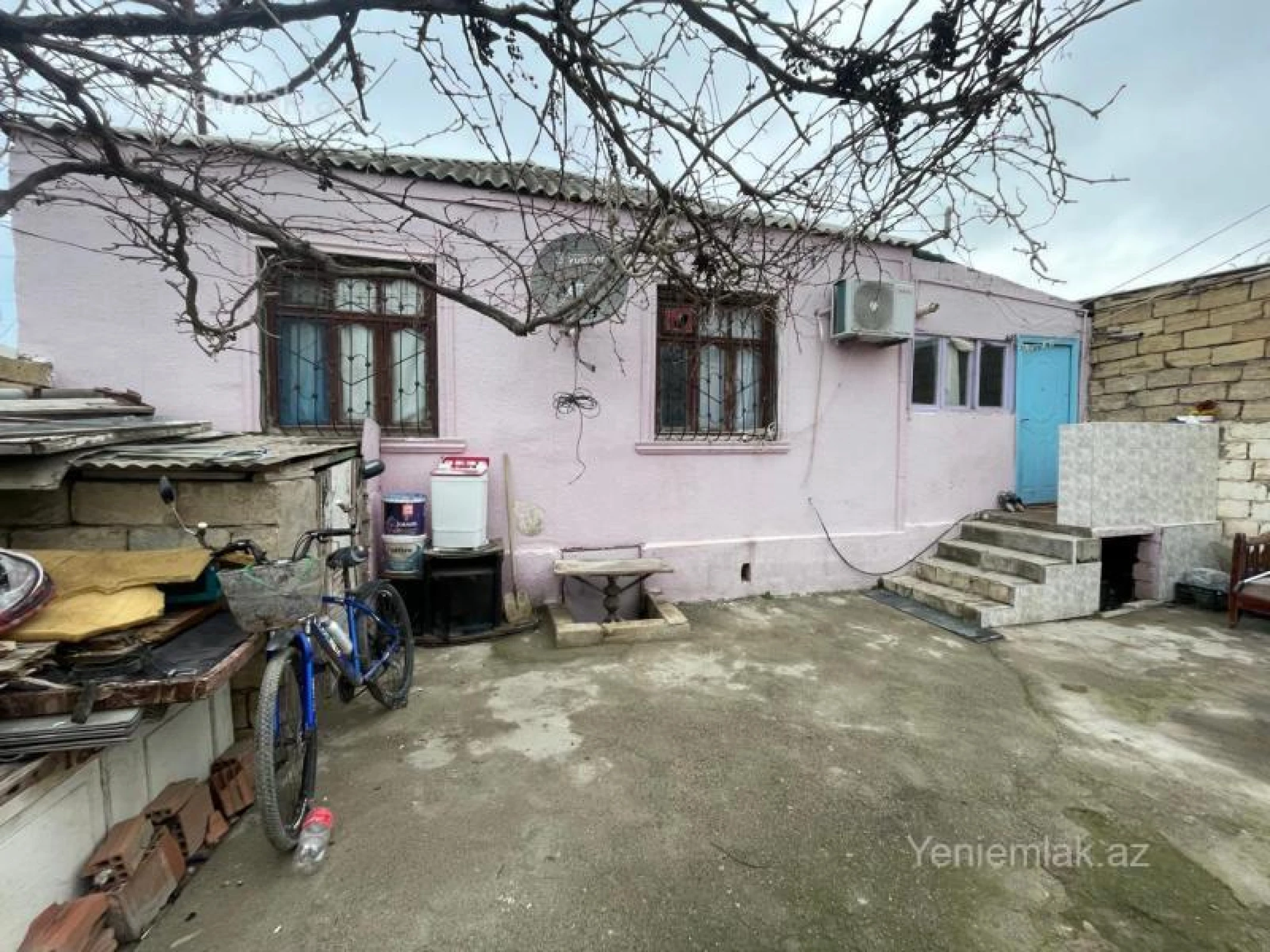 Satılır 4 otaqlı həyət evi 100 m²