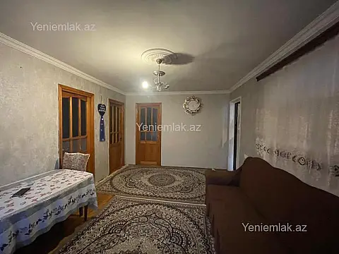 Satılır 4 otaqlı həyət evi 100 m²