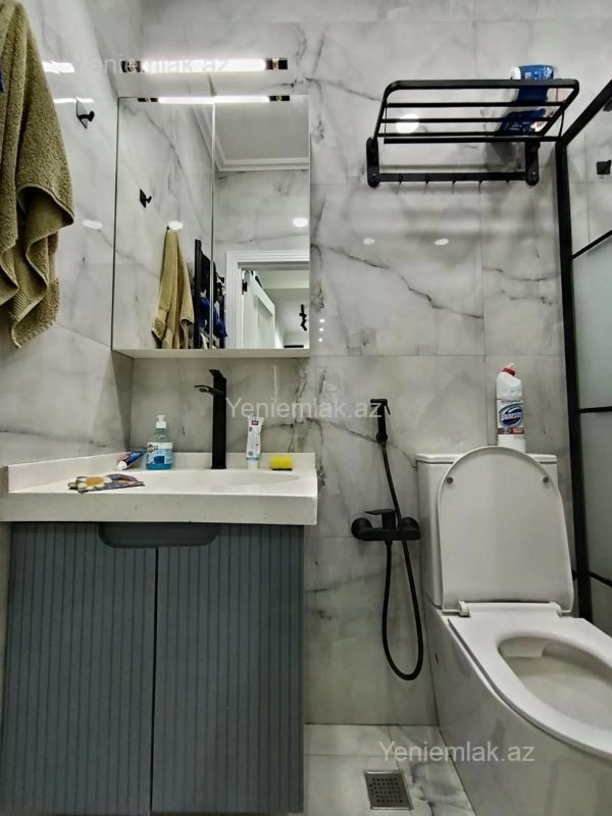 Satılır 2 otaqlı yeni tikili 60 m²