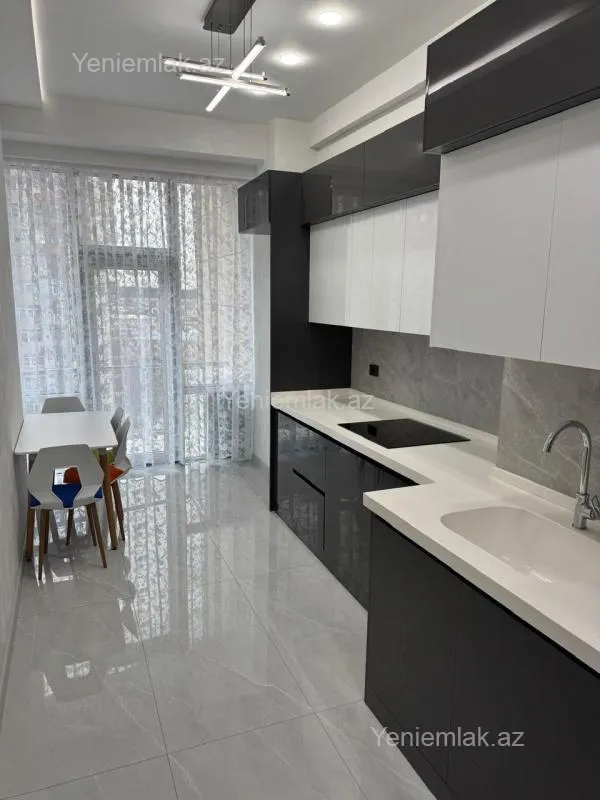 Satılır 3 otaqlı yeni tikili 112 m²