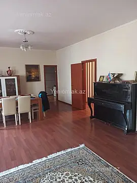 Satılır 4 otaqlı yeni tikili 137 m²