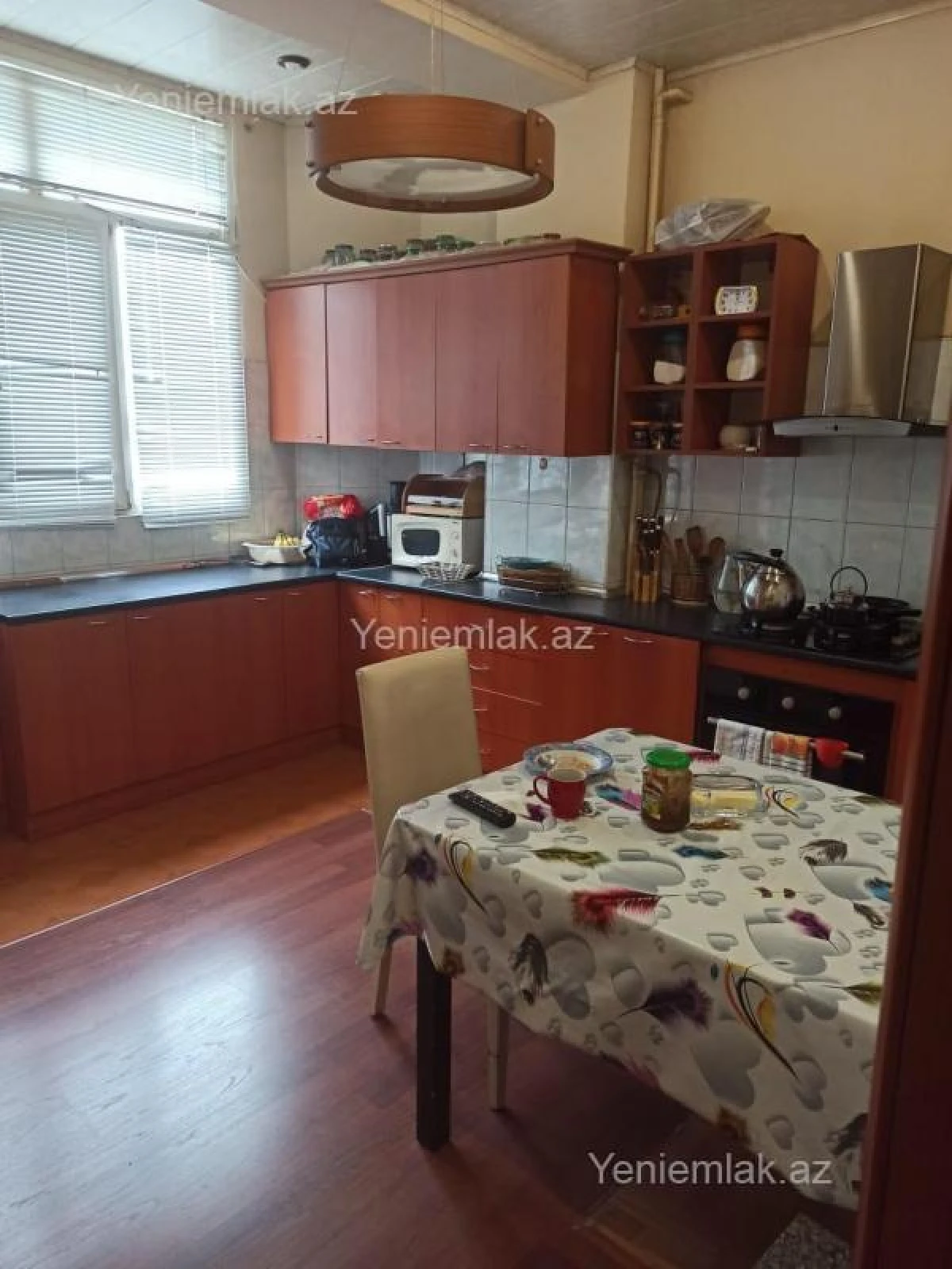Satılır 4 otaqlı yeni tikili 137 m²