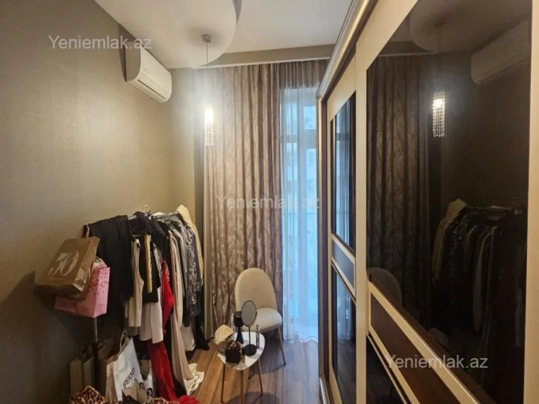 Satılır 2 otaqlı yeni tikili 65 m²