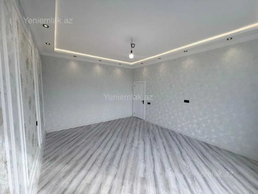 Satılır 4 otaqlı həyət evi 180 m²