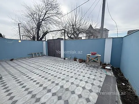 Satılır 4 otaqlı həyət evi 180 m²