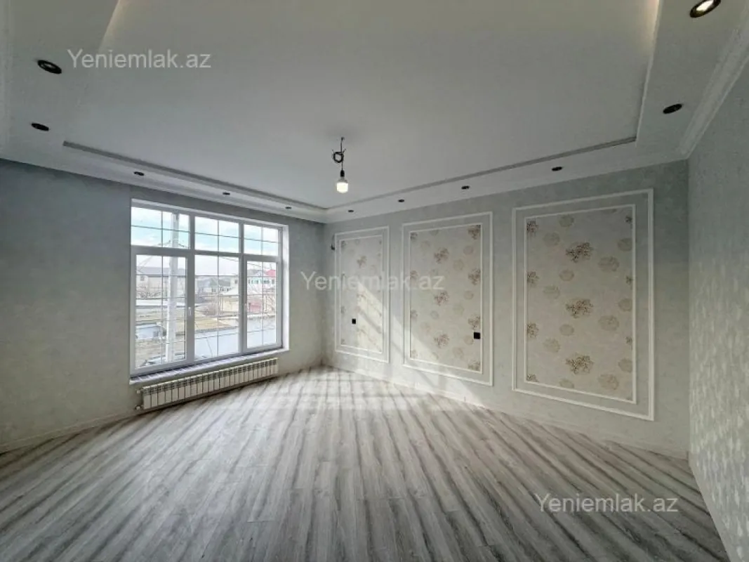 Satılır 4 otaqlı həyət evi 180 m²