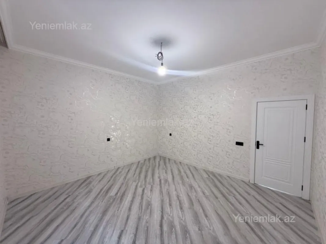 Satılır 4 otaqlı həyət evi 180 m²