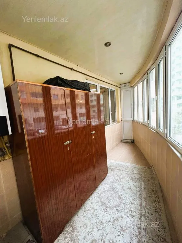 Satılır 3 otaqlı yeni tikili 82 m²