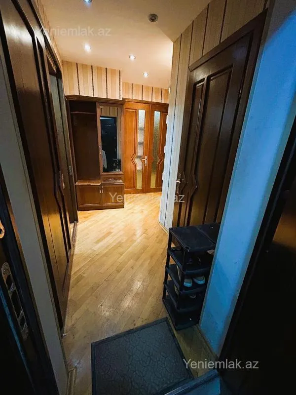 Satılır 3 otaqlı yeni tikili 82 m²