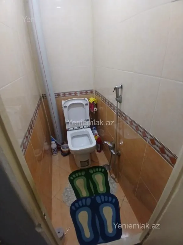 Satılır 2 otaqlı köhnə tikili 50 m²