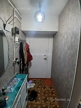Satılır 2 otaqlı köhnə tikili 50 m²